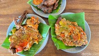 Di sini bisa pesan bebek belurnya, yaitu bebek penyet ala Waroeng Boedjang yang paling laris. Tak ketinggalan menu bebek bakarnya yang juicy.  Foto: detikFood