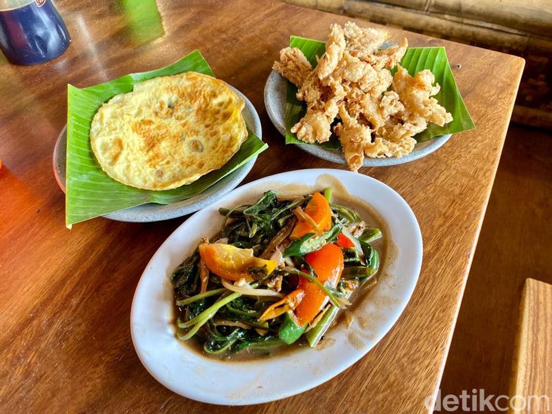 Bebek Boedjang : Maknyus! Bebek Belur Racikan Khas Warung Bebek Pontianak