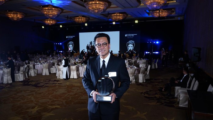 Bos Plataran Indonesia Yozua Makes raih penghargaan EY award