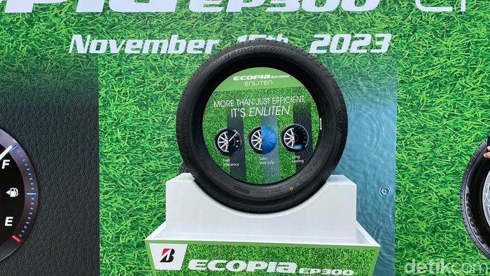 Bridgestone Ecopia EP300.
