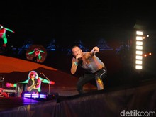 Coldplay Rilis Persentase Pengembalian Wristband di Seluruh Rangkaian Music Of The Spheres
