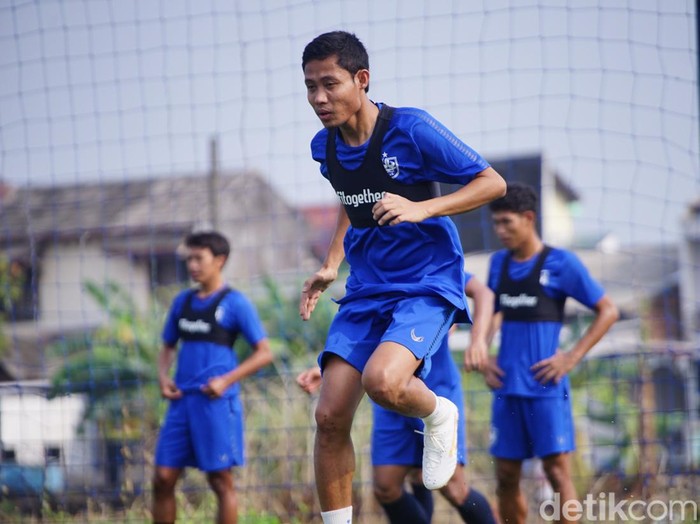Evan Dimas Darmono saat menjalani latihan perdana bersama PSIS Semarang, Rabu (15/11/2023).