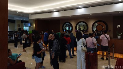 Hotel Sultan Ramai Tamu Jelang Konser Coldplay, Ini Potretnya