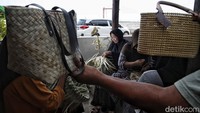 Harga yang ditawarkan juga beragam mulai dari Rp 70.000.  