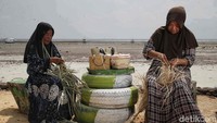 Sebagai informasi, detikcom bersama BRI tengah mengadakan program Jelajah Desa Brilian yang mengulas potensi dan inovasi desa di Indonesia baik dari segi perkembangan ekonomi, infrastruktur, hingga wisata serta dampaknya terhadap masyarakat lokal maupun nasional. Untuk mengetahui informasi program Desa BRILian lebih lanjut, ikuti terus informasinya hanya di jelajahdesabrilian.detik.com!  