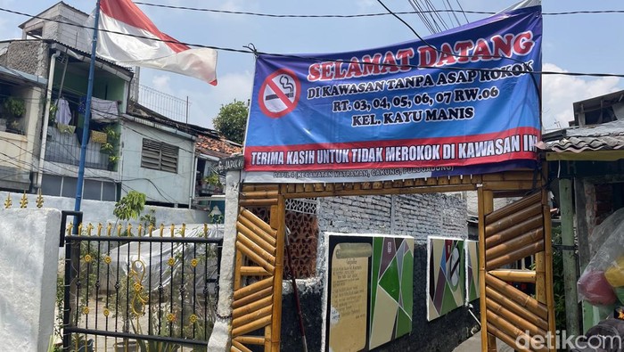 Gampang-gampang Susah Mewujudkan Kampung Bebas Rokok