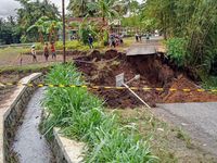 Kebumen Diterjang Longsor, Banjir Dan Puting Beliung