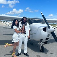 Stephanie adalah istri pertama Mazayah. Dia menyetujui sang suami berpoligami. Sebagai istri pertama, Stephanie tampak lebih sering berlibur bersama dengan sang suami. Foto: dok. Instagram/@lucky4poly