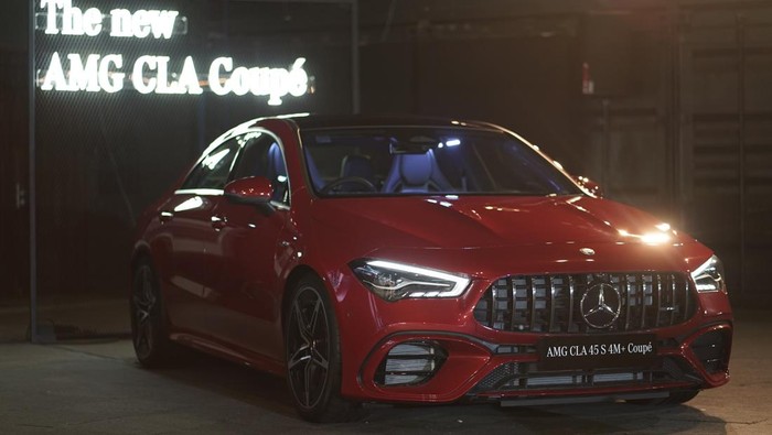 Mercedes AMG CLA 45