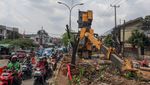 Penampakan Crane Roboh di Cibinong