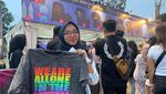 Rela Antre Panjang Demi Merchandise Coldplay