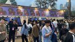 Rela Antre Panjang Demi Merchandise Coldplay