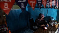 Mengutip situs resmi BRI, BRILink merupakan perluasan layanan di mana BRI menjalin kerja sama dengan nasabah sebagai Agen yang dapat melayani transaksi perbankan secara real time online menggunakan fitur EDC miniATM BRI dengan konsep sharing fee.