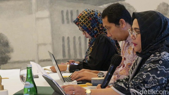 Pada triwulan III 2023, pertumbuhan ekonomi Jakarta tumbuh 4,93% (yoy). Pertumbuhan ini ditopang oleh meningkatnya kinerja konsumsi rumah tangga.
