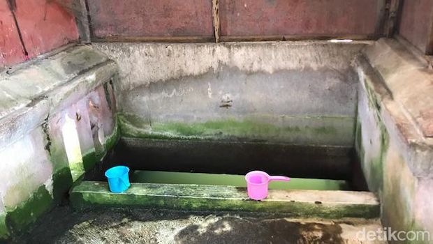Sendang Seliran di kawasan Kotagede. Konon sendang ini sudah digunakan bersuci sejak era Panembahan Senopati.
