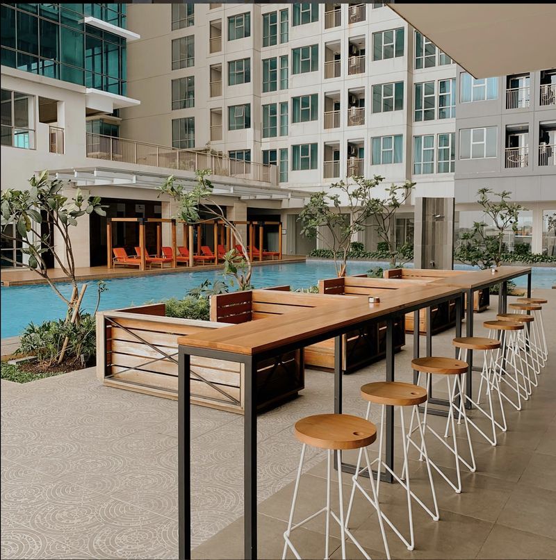 Seru! Di Bekasi Ada 5 Kafe Rooftop Buat Santai Sore