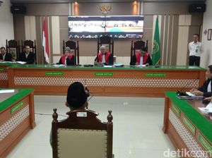 Panji Gumilang Pertanyakan Surat Perpanjangan Penahanan ke Hakim