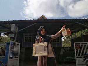 Tas Anyaman Daun Lontar Khas Bulukumba Pikat Turis Italia-Istri Menteri