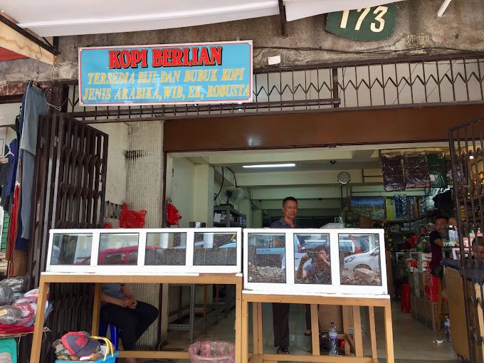 Toko kopi legendaris di Jakarta
