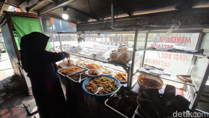 Warung nasi di Pangandaran