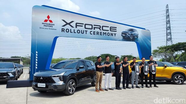 50 unit pertama Mitsubishi XForce diserahkan ke dealer.