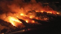 Begini potret kebakaran hebat yang terjadi di lahan basah terbesar di dunia, Rabu (15/11/2023).