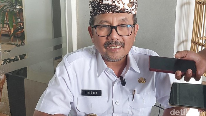 Bupati Cirebon Imron