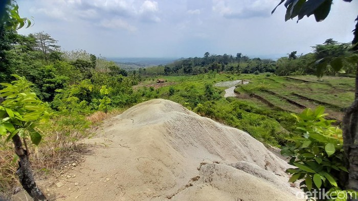 Dusun Tenjolaut Sumedang.