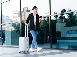 5 Sepatu Terbaik untuk Naik Pesawat, Tak Akan Repot Saat Security Check