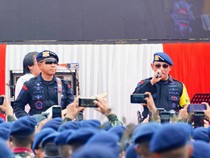 Potret Kompak Kapolri-Jenderal Agus Subiyanto Ngeband di HUT ke-78 Brimob