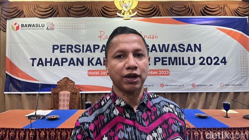 Komisioner Bawaslu NTB Divisi Pencegahan, Partisipasi Masyarakat, dan Hubungan Masyarakat (Parmas) Hasan Basri. (Foto: Helmy Akbar/detikBali)