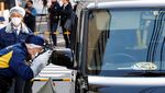Momen Mobil Tabrak Pembatas Kedubes Israel di Tokyo