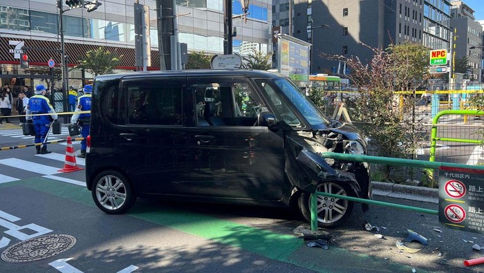 A view of the scene after a car crashed into a barricade near the Israeli embassy in Tokyo, Japan, November 16, 2023.   REUTERS/Irene Wang     TPX IMAGES OF THE DAY