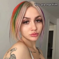 Wanita 24 tahun tersebut tentu mengetahui komentar orang tentang dirinya. Meski menyadari penampilannya kini seram, ia mengaku hatinya demikian. Foto: Instagram @orylan1999