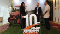 PT. Kubota Machinery Indonesia (KMI) anak perusahaan Kubota Corporation Jepang hari ini (16/11) merayakan 10 tahun kehadirannya di Indonesia dengan mengusung tema “Selalu Bersama Kubota”.