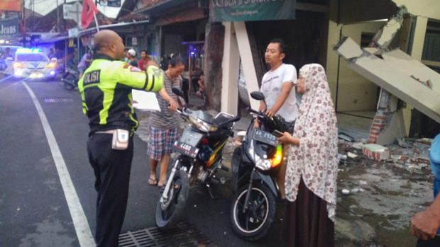 Polisi mendatangi TKP kecelakaan di Jalan Bantul, Sewon, Bantul, Kamis (16/11/2023) pagi.
