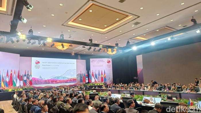 Prabowo buka pertamuan Menhan ASEAN Plus