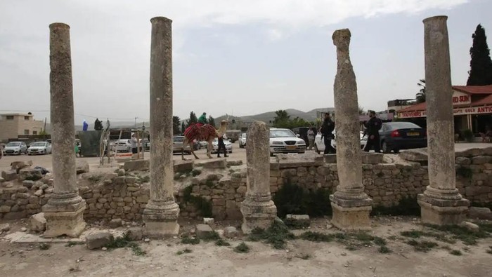Situs arkeologi di Nablus