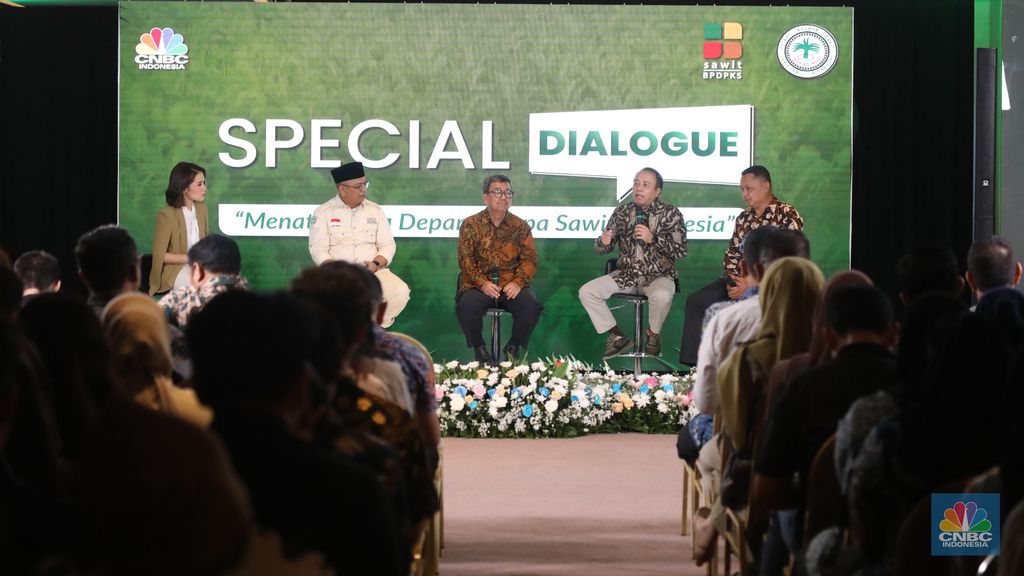 Suasana Special Dialogue 'Menata Masa Depan Sawit Indonesia, di Jakarta Kamis (16/11/2023). (CNBC Indonesia/Tri Susilo)gue 'Menata Masa Depan Sawit Indonesia, di Jakarta Kamis (16/11/2023). (CNBC Indonesia/Tri Susilo)