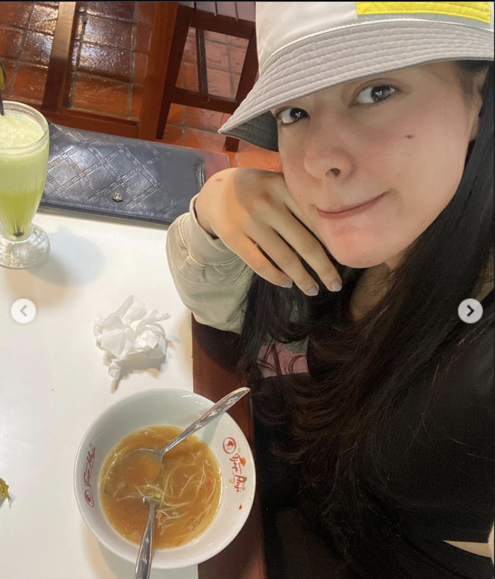 Susan Sameh Hobi Kulineran, Ini Momennya Saat Makan Croissant hingga Bakso Susan Sameh Hobi Kulineran, Ini Momennya Saat Makan Croissant hingga Bakso