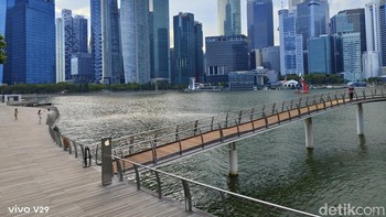 Memotret cityscape menggunakan mode 1x. Foto: Adi Fida Rahman/detikINET