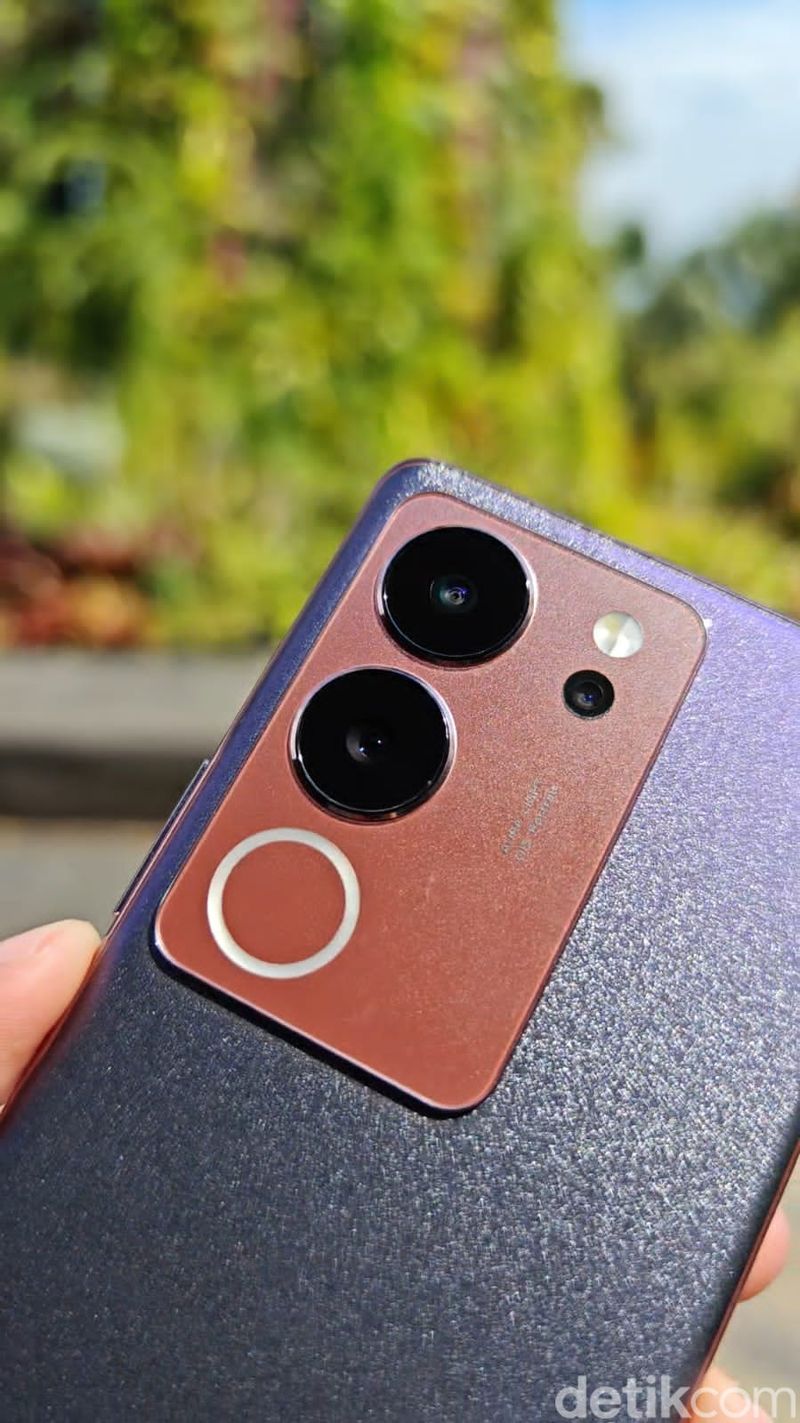 Vivo V29