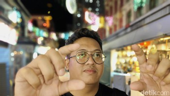 Contoh hasil mode portrait di malam hari. Foto: Adi Fida Rahman/detikINET