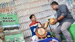 Akar Basah, Ubah Sampah Jadi Pelampung Rumput Laut
