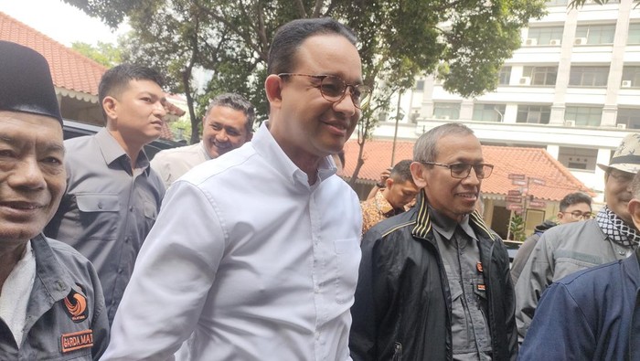 Anies hadiri deklarasi relawan