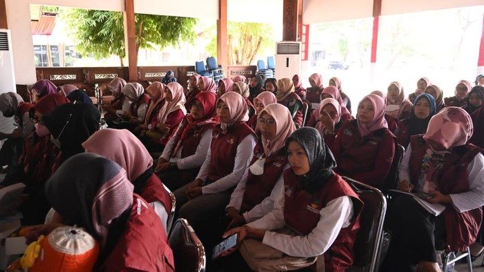 Bupati Kebumen Kumpulkan 122 Pendamping PKH