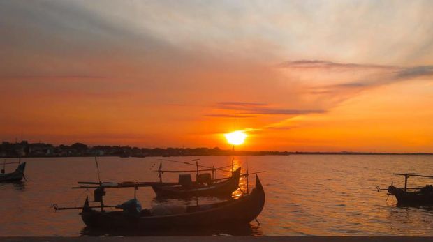 Destinasi Wisata Andalan di Tuban, Pemandian hingga Pantai