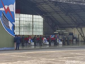 4 Jenazah Awak Super Tucano Jatuh di Pasuruan Disalati di Lanud Abd Saleh