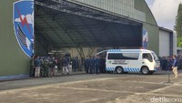 Selain itu Kolonel Pnb Subhan merupakan Danwing Udara 2 Lanud Abdulrachman Saleh, dan Mayor Pnb Yuda A. Seta merupakan Karuops Lanud Abdulrachman Saleh.