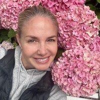 Sosialita Spanyol Genoveva Casanova menjadi sorotan setelah penampilannya bersama Pangeran Frederik dari Denmark belum lama ini. Setelah keduanya terlihat jalan bersama ke sebuah museum di Madrid, Spanyol, Genoveva disebut sebagai pelakor. Foto: Instagram